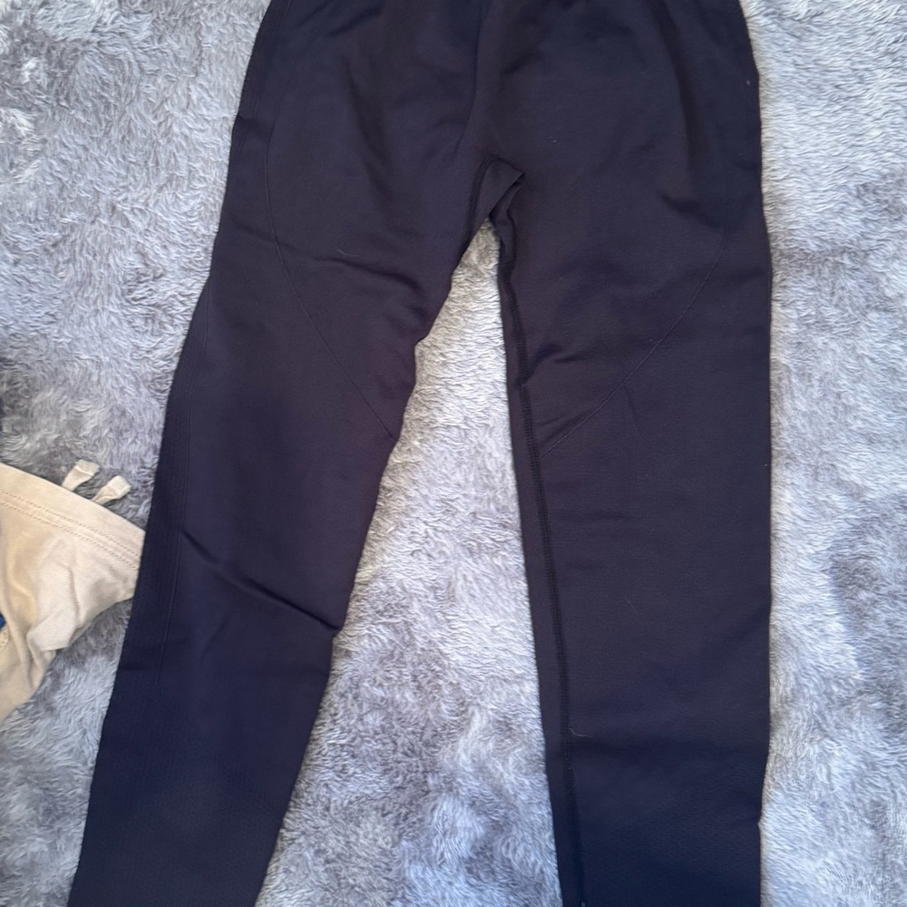 Halara Black Leggings